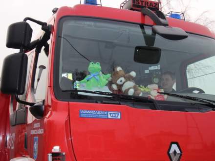 Żabka Gratka pomoże strażakom